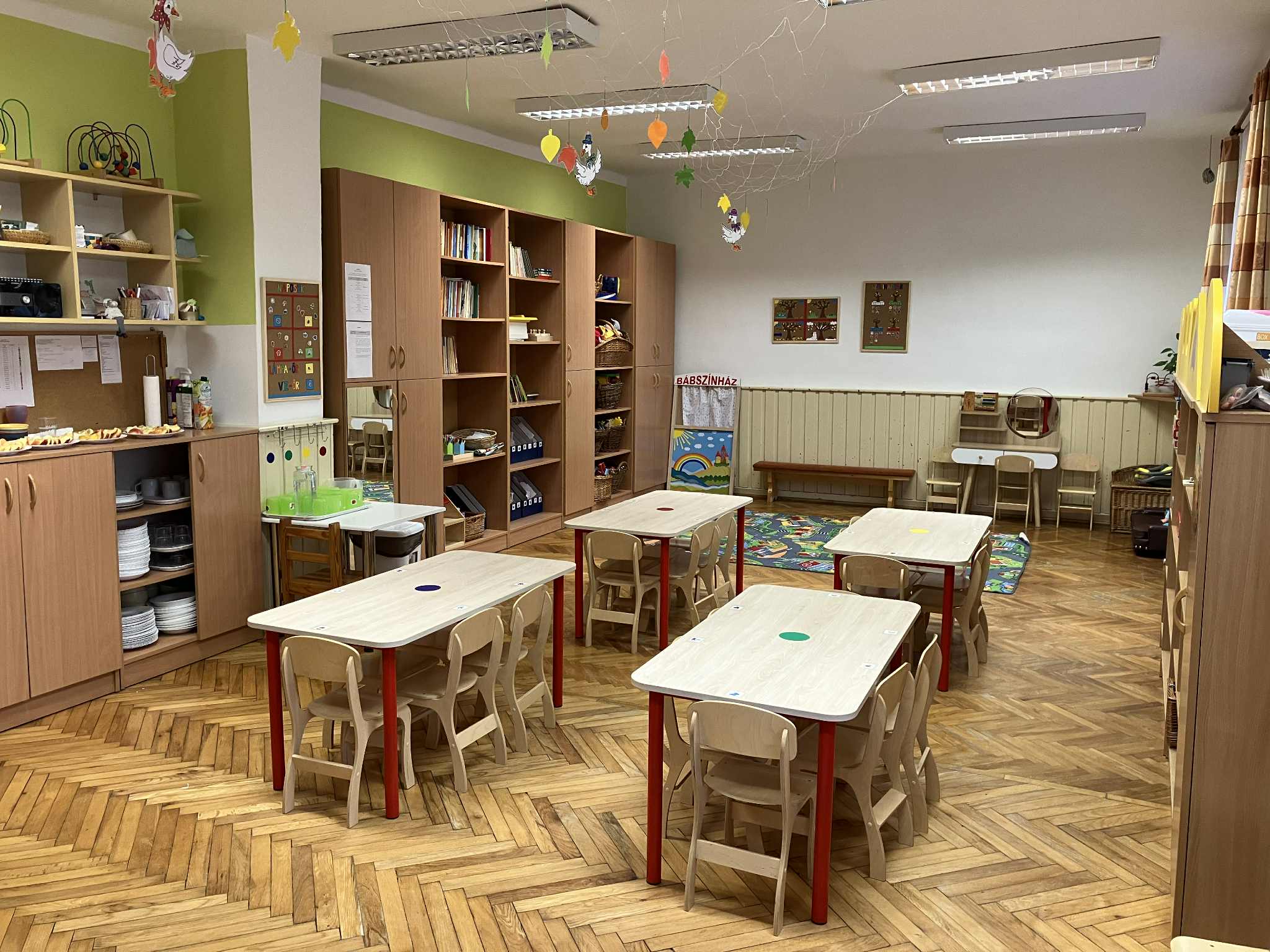 Süni csoport - Hétmérföldes Óvoda - Jenő Süni csoport - Hétmérföldes Óvoda - Jenő